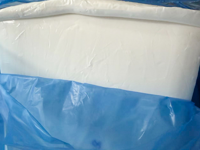 4571-Z Flame-Retardant Fumed Silicone Compound